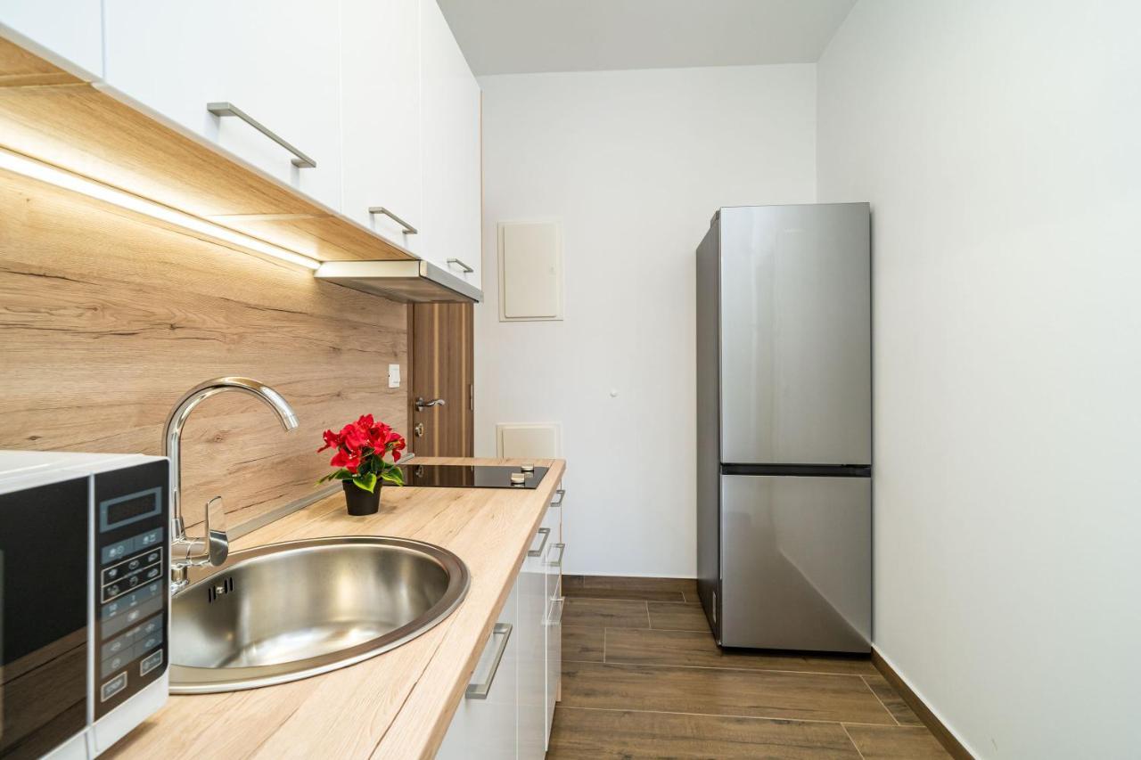Studio Apartman Blue Bay ดูบรอฟนิก ภายนอก รูปภาพ